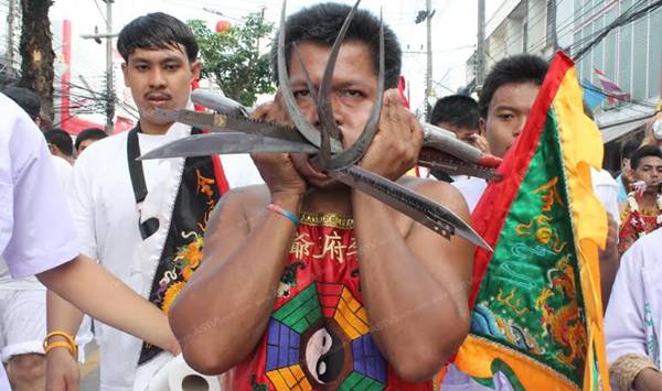 ร่างทรง