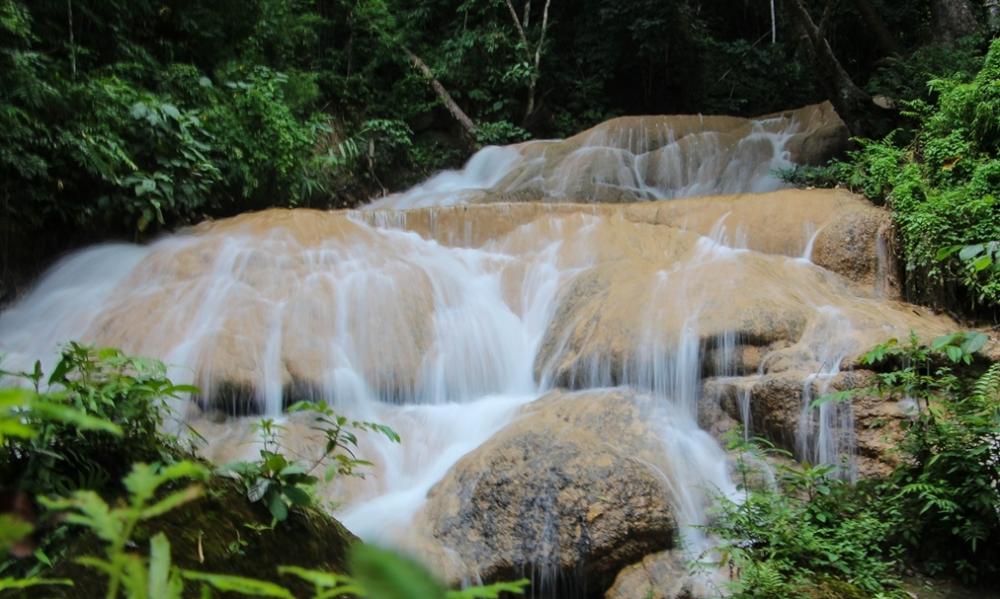 ดอยหลวงเชียงดาว, น้ำตกศรีสังวาล์, เชียงดาว, เชียงใหม่, น้ำตก, อุทยานแห่งชาติ