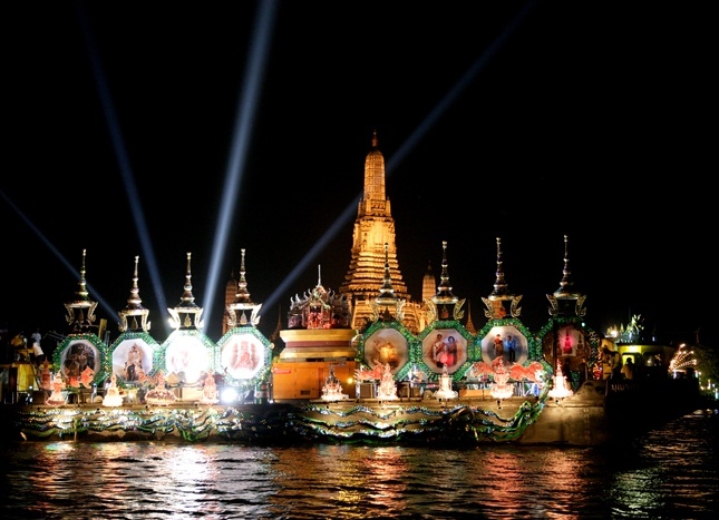 ลอยกระทง, แม่น้ำเจ้าพระยา, กรุงเทพ,