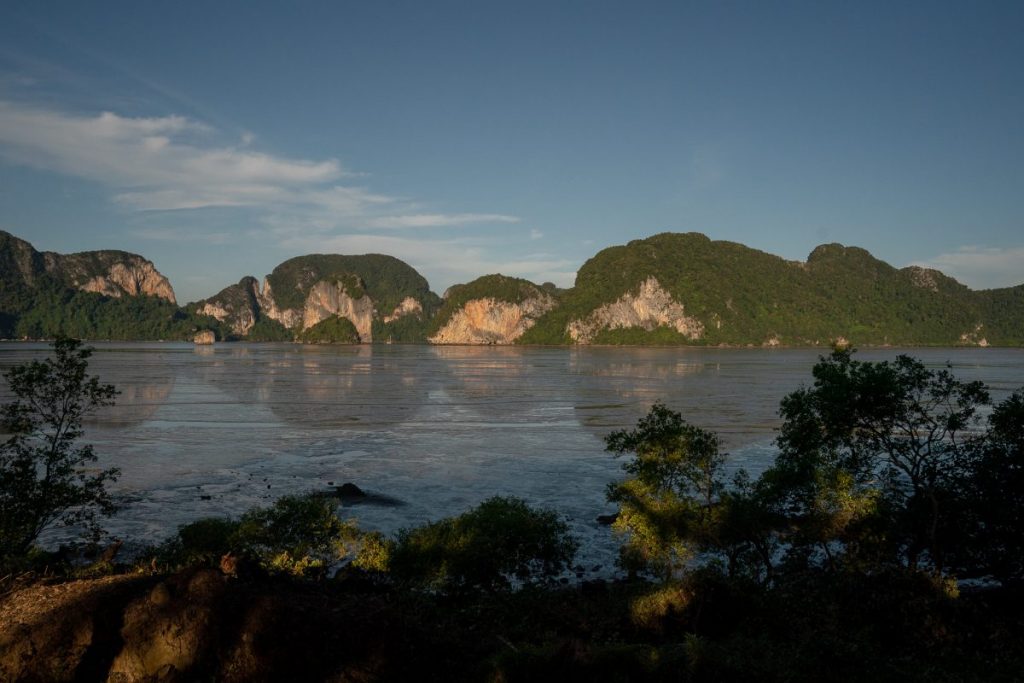 น้ำลง, ชายหาด, ทะเลอันดามัน