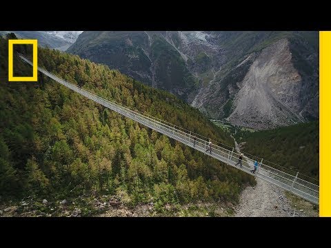 กล้าเดินไหม? สะพานแขวนยาวที่สุดในโลก