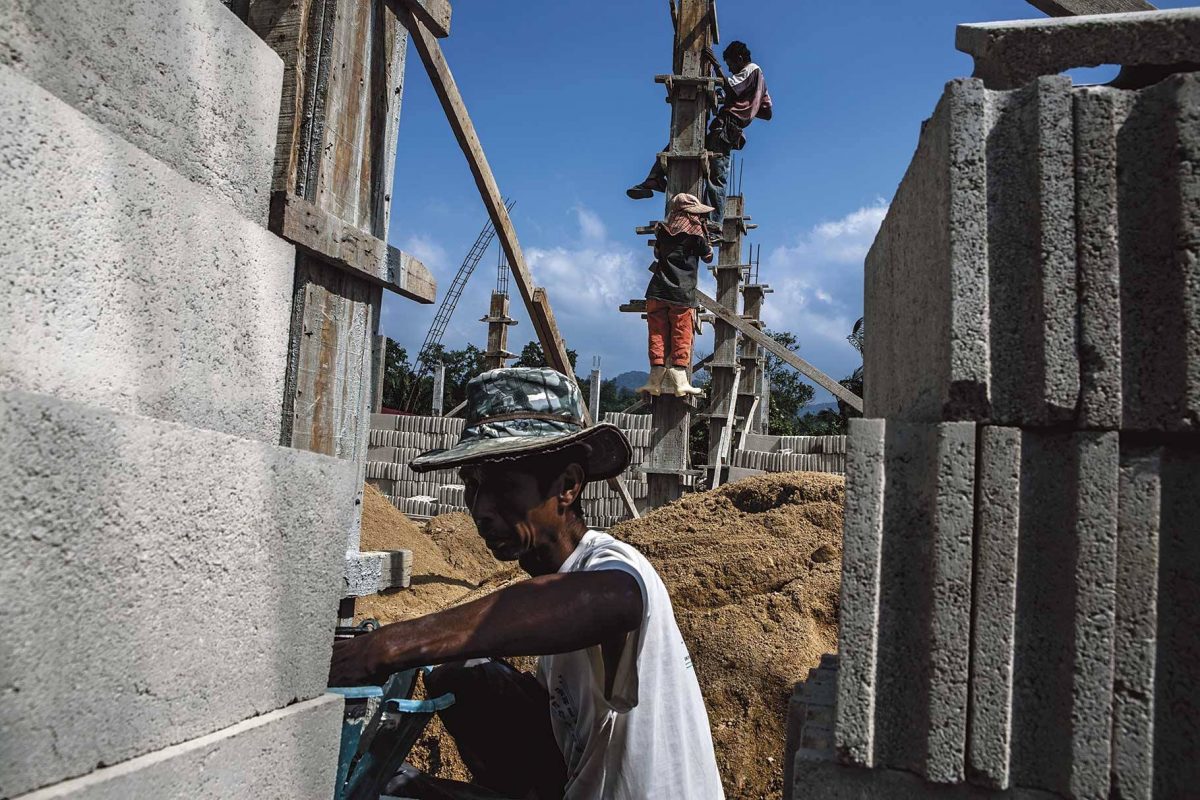 แรงงานพม่า, คนงานก่อสร้าง, กรรมกร