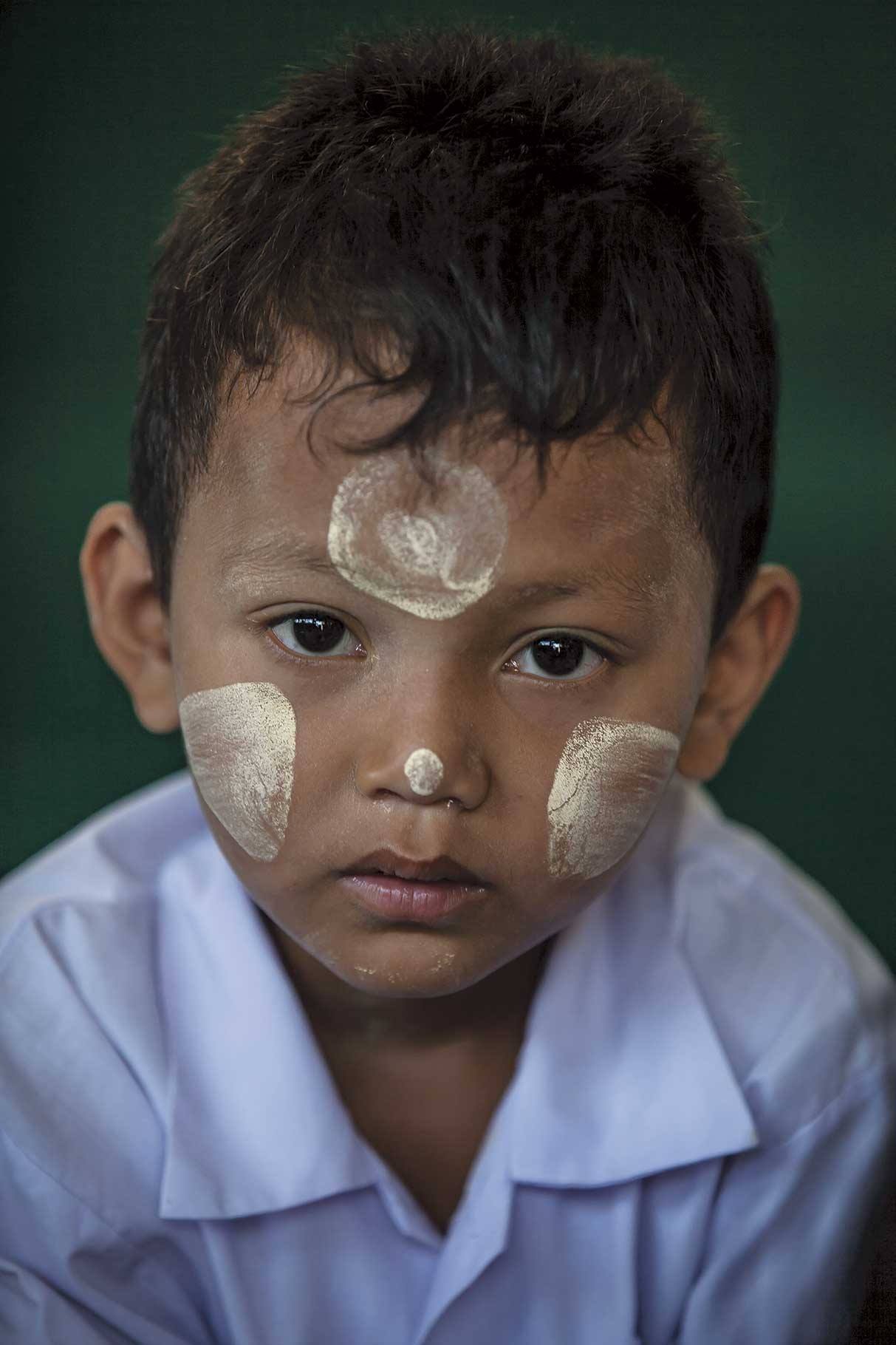 แรงงานพม่า, นักเรียนพม่า