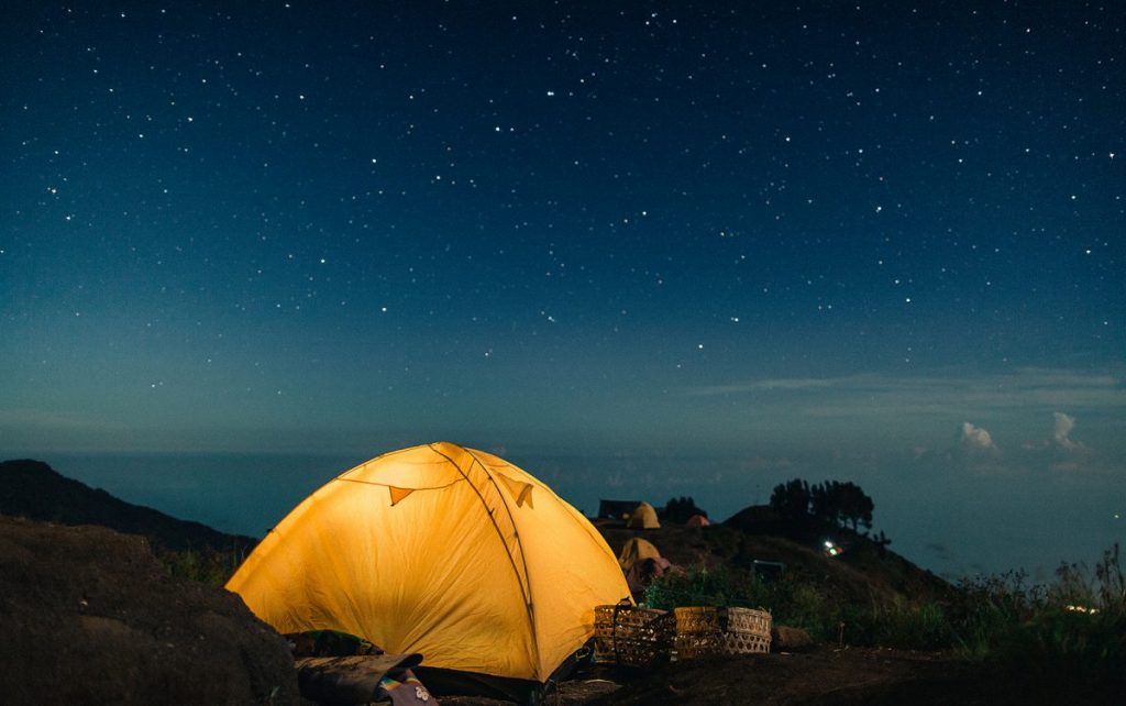 รินด์จานี, เดินป่า, ปีนเขา, ภูเขาไฟ