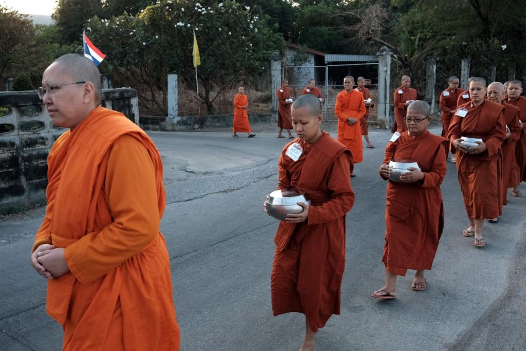 ภิกษุณี