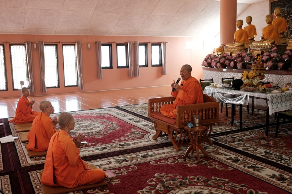 ภิกษุณี