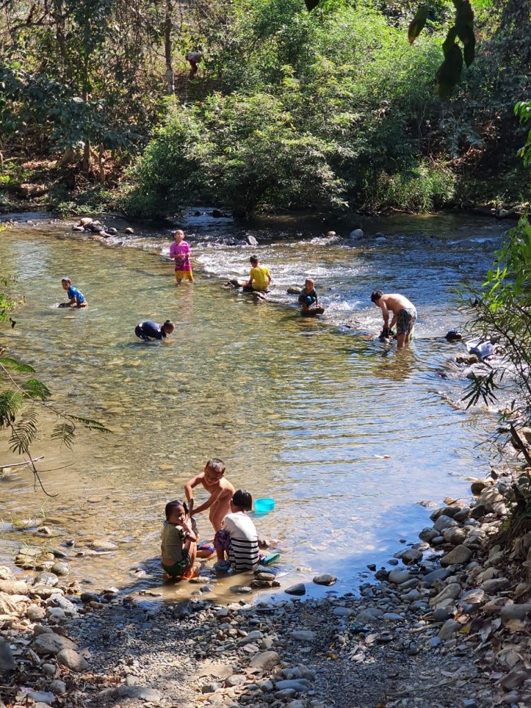 เดินป่า, แม่ฮ่องสอน, ขุนน้ำเงา, Fjallraven Thailand Trail