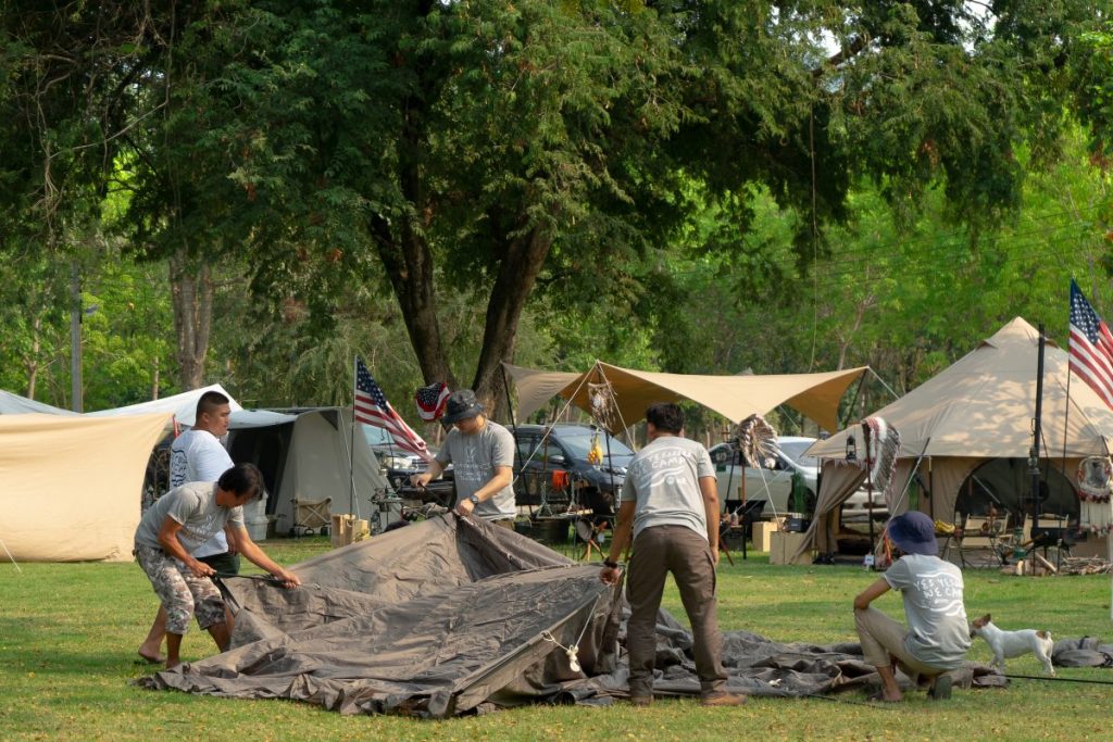แก่งลานรัก, งานกางเต็นท์