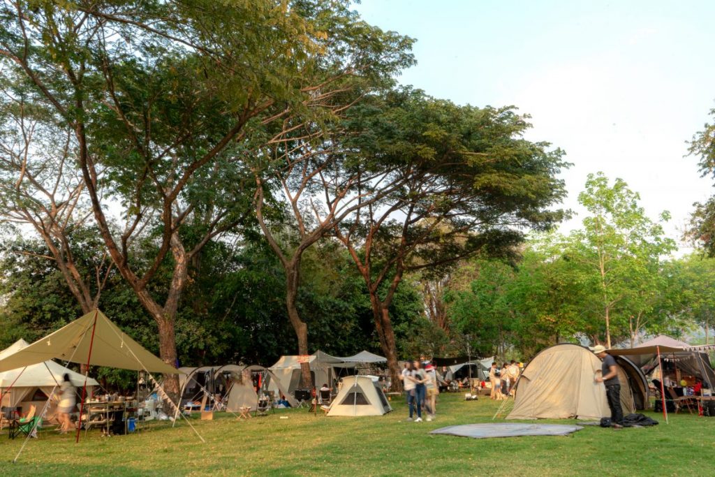 แก่งลานรัก, งานกางเต็นท์