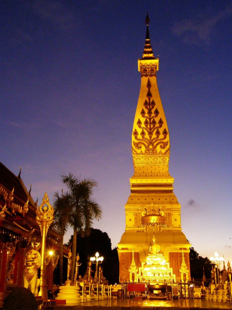 พระธาตุพนม, ที่เที่ยวนครพนม, โบราณสถาน, วัด, วัดธาตุพนม, นครพนม