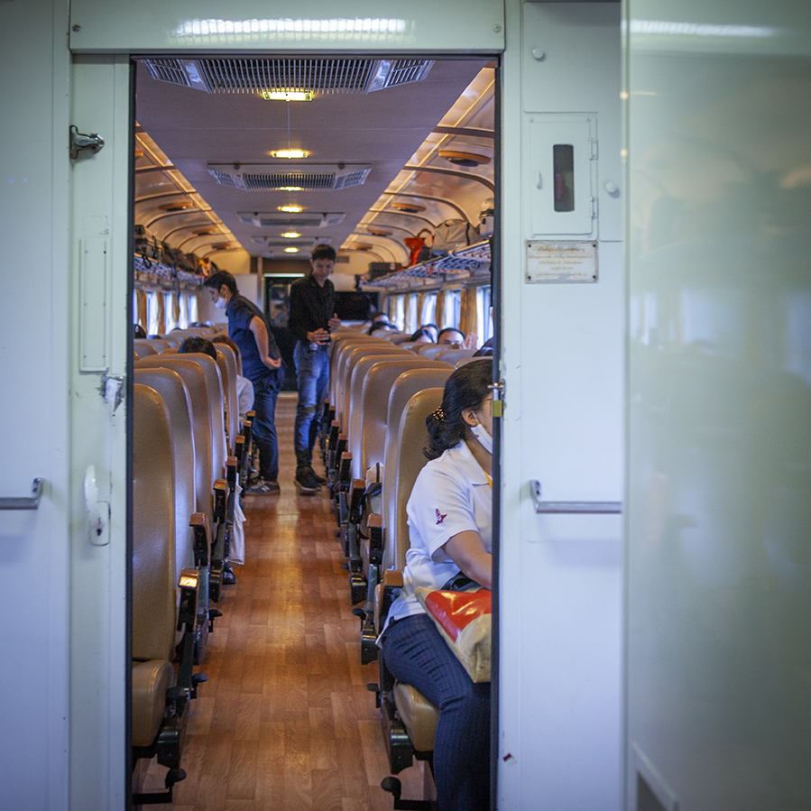 รถไฟไปหัวหิน