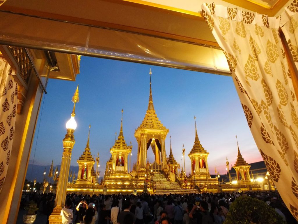 บาหลี, เที่ยวบาหลี, วัฒนธรรม, ความเชื่อ, อินโดนีเซีย, เมรุ, เมรุมาศไทย, ไทย