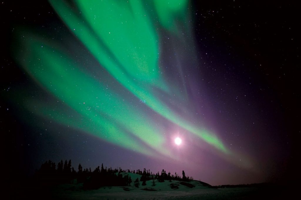 จุดหมายปลายทาง, แสงเหนือ, เยลโลว์ไนฟ์, แคนาดา