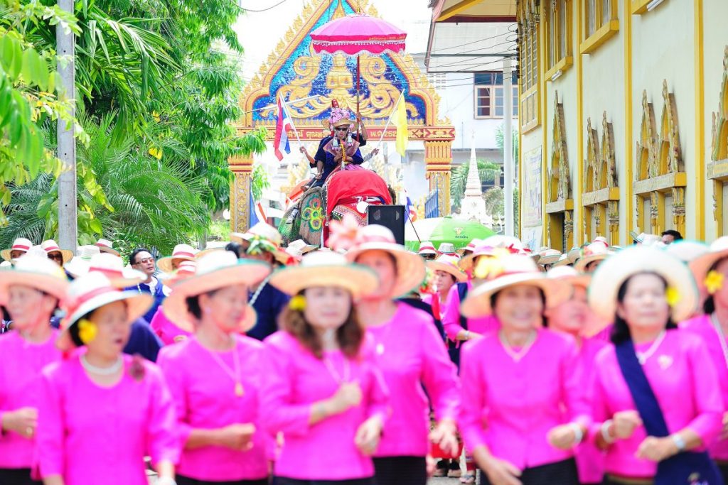 ศรีสัชนาลัย, บวชนาค