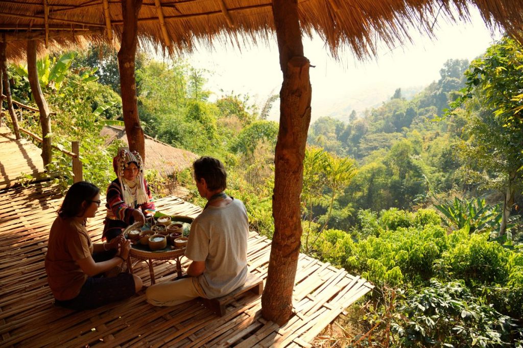 Local Alike, การท่องเที่ยวอย่างยั่งยืน, การท่องเที่ยวชุมชน, ธุรกิจเพื่อสังคม, การท่องเที่ยวอย่างใส่ใจ