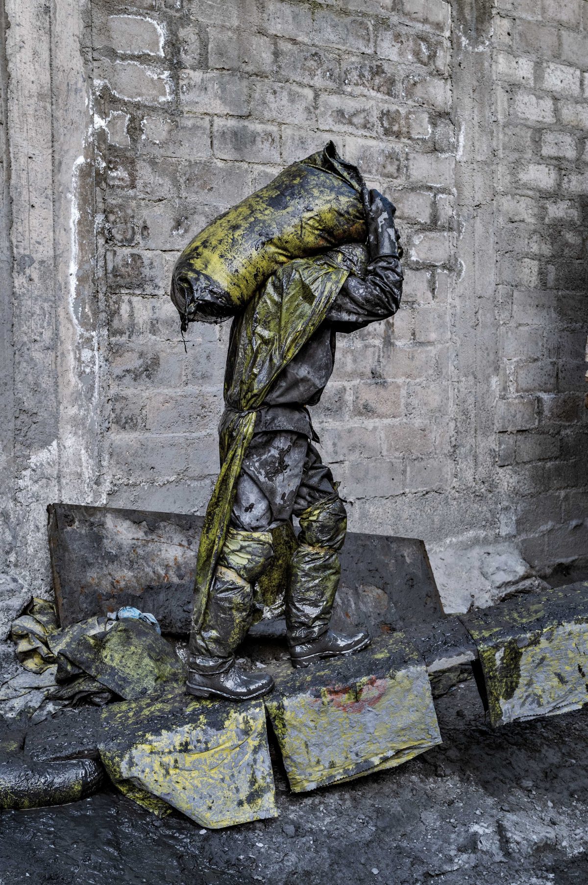 คนงานเหมือง, เหมืองทองคำ, เปรู