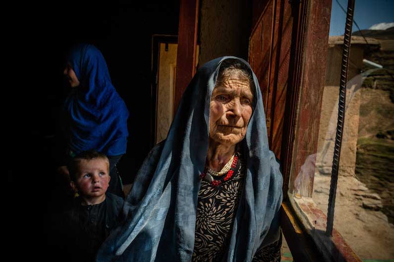 ตาลีบัน, อัฟกานิสถาน, ชาวอัฟกานิสถาน