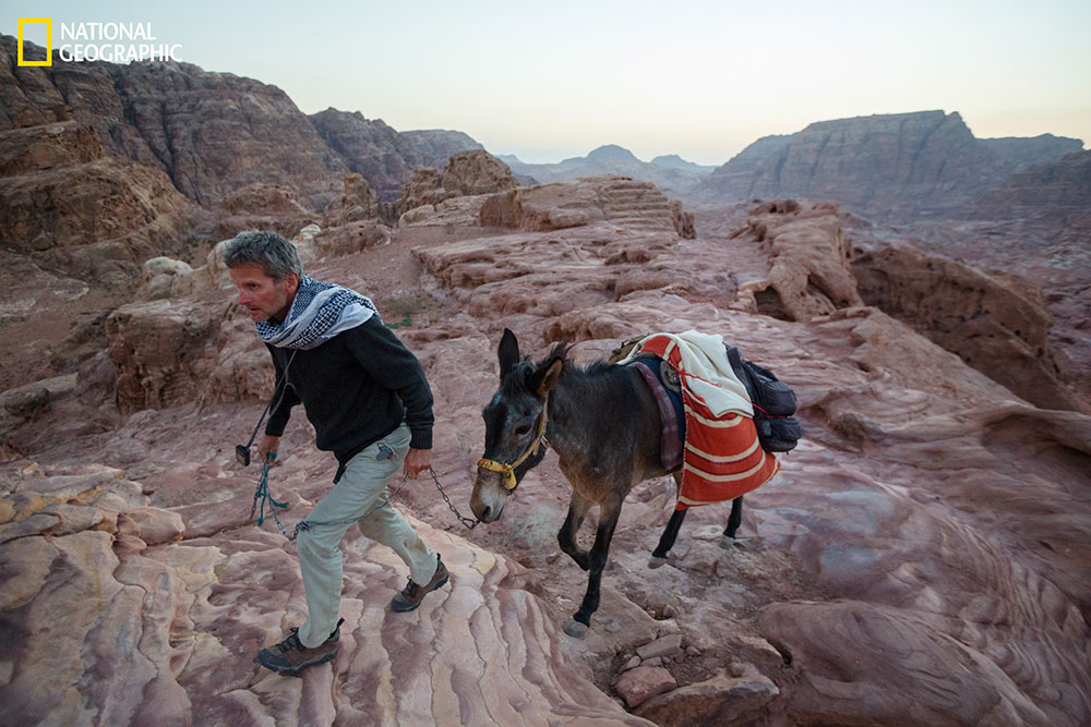 อพยพ, จอร์แดน, ลา, เดินเท้ารอบโลก