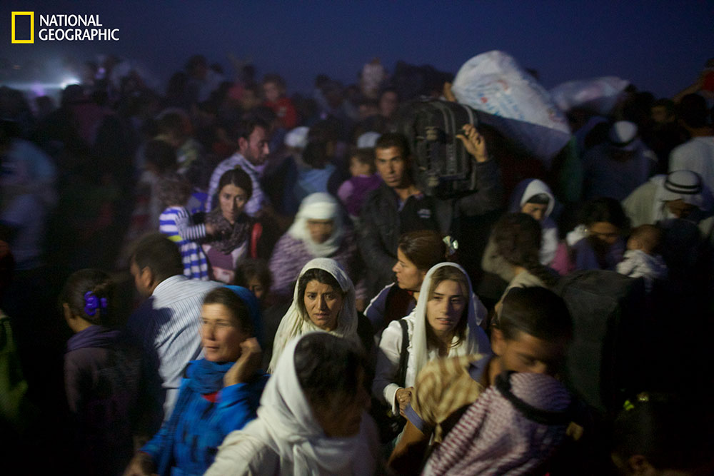 ซีเรีย, ผู้อพยพ, เดินเท้ารอบโลก