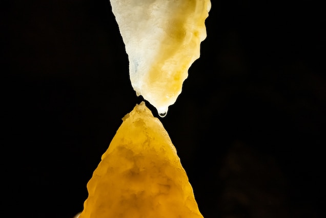 สำรวจถ้ำ, หินงอกหินย้อย