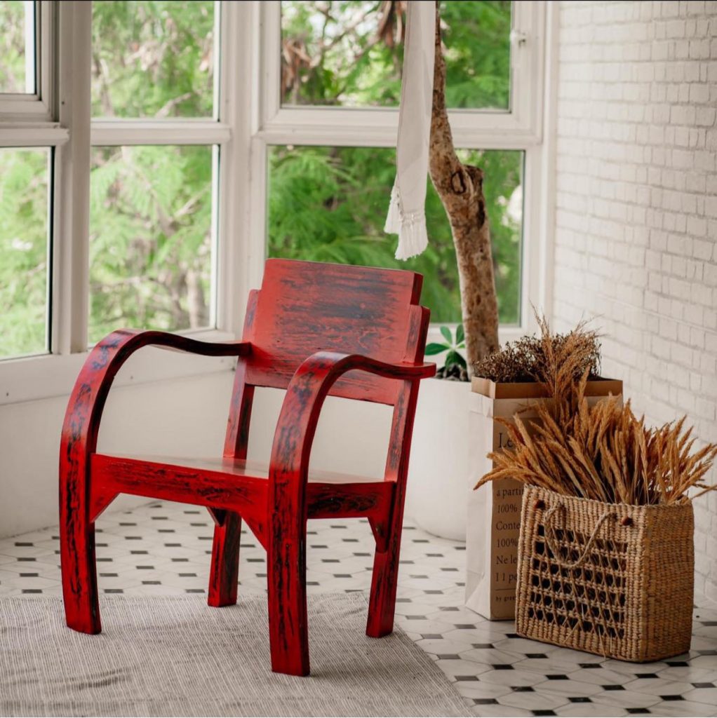 เก้าอี้แขนอ่อน ลำพูน