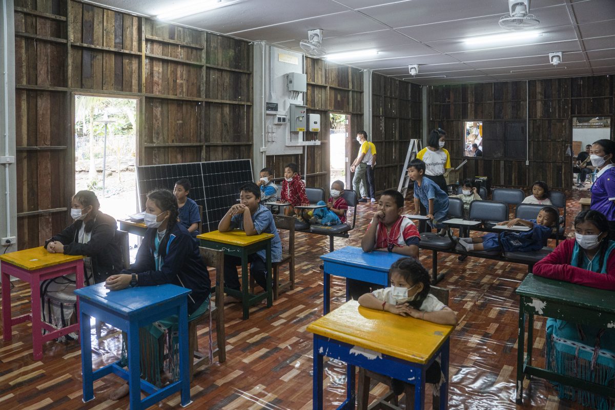 โรงเรียนบ้านแม่ปั๋ง, บ้านขุนปั๋ง, สิงห์อาสา