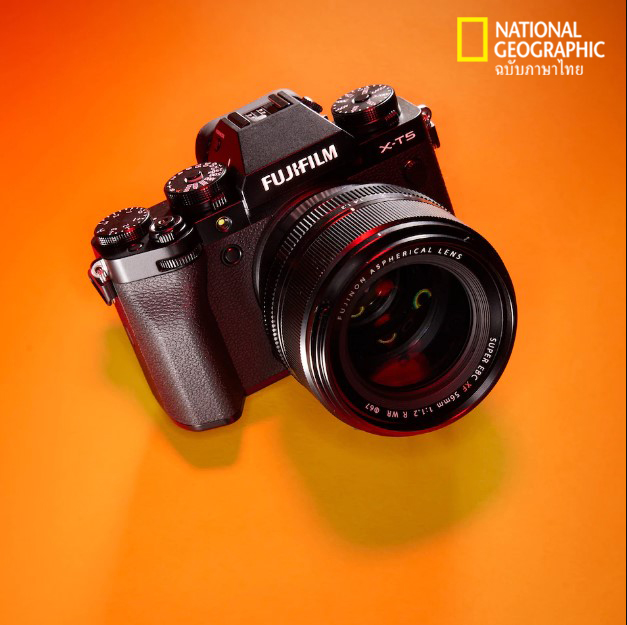 กล้องพกพา, Fujifilm X-T5