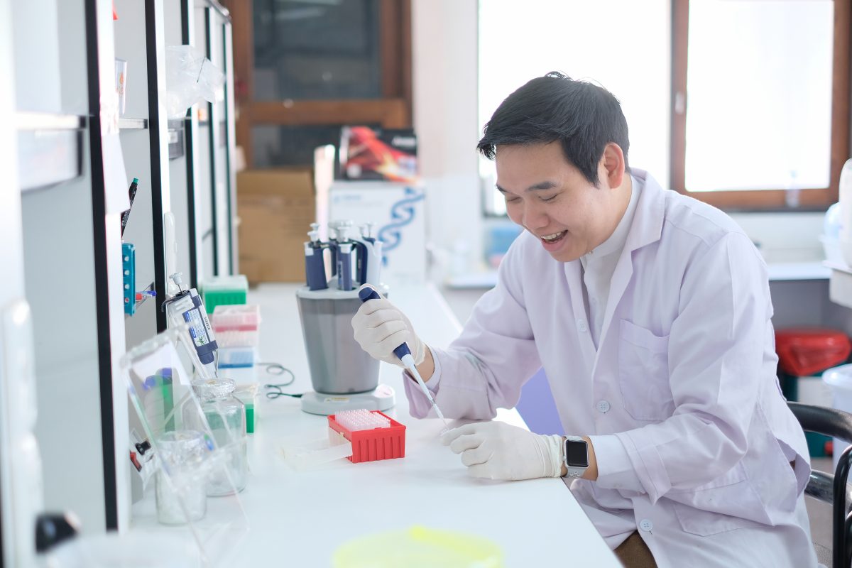 พันธุศาสตร์ประชากร, มหาวิทยาลัยเชียงใหม่, ห้องทดลอง