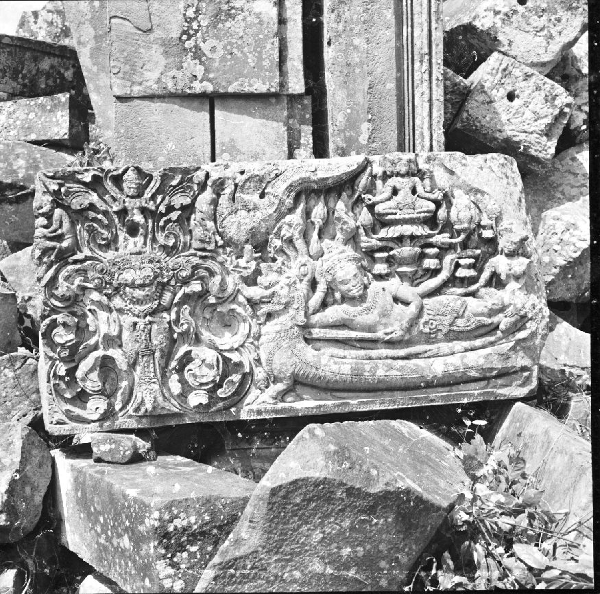 ทับหลังนารายณ์, โบราณวัตถุไทย, เมืองไทยในอดีต