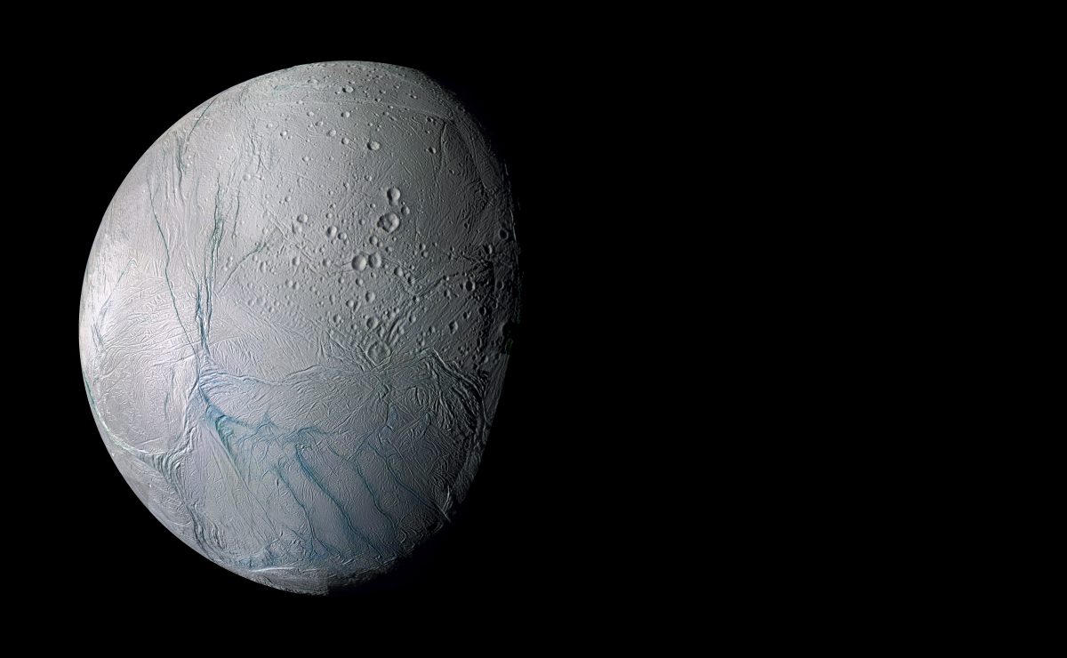 ดวงจันทร์น้ำแข็ง, ดวงจันทร์,สิ่งมีชีวิตต่างดาว