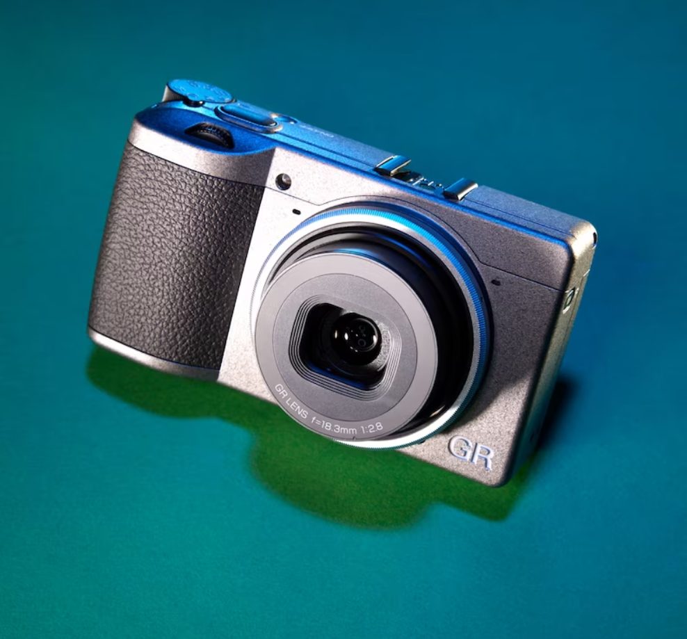 Ricoh GR III, Ricoh, กล้องดิจิตอล