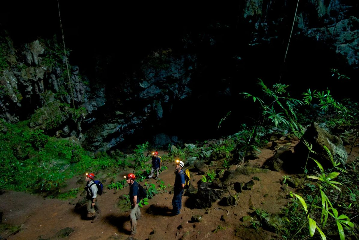 เบลีซ, ถ้ำใต้น้ำ, อารยธรรมมายา