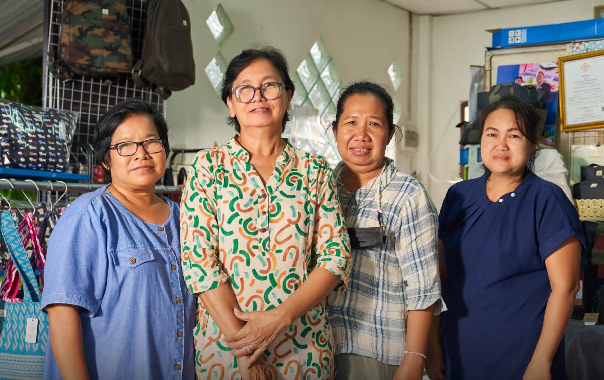 สัมผัสงานที่ทำด้วยใจอาชีพยั่งยืนชุมชนอยู่รอด วิสาหกิจกระเป๋าผ้ามาบชลูด