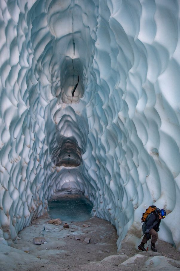 ธารน้ำแข็ง, ถ้ำน้ำแข็ง, หิมาลัย, เอเวอเรสต์
