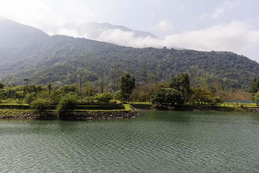 Liyu lake